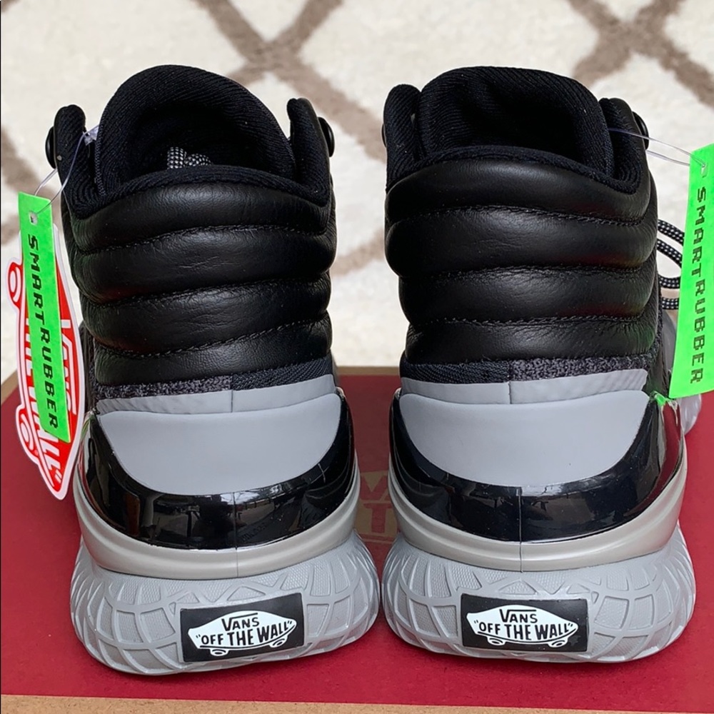 VANS CITY HI-RISE BLACK/DRIZZLE WMNS - Picture 10 of 16